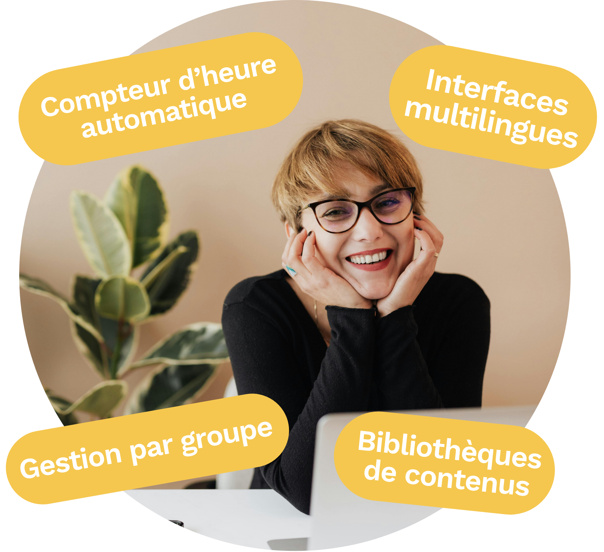 Accompagnante interculturelle échangeant avec une personne nouvellement arrivée